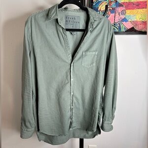 Frank & Eileen the Eileen button down shirt in green, size xl. Worn twice.